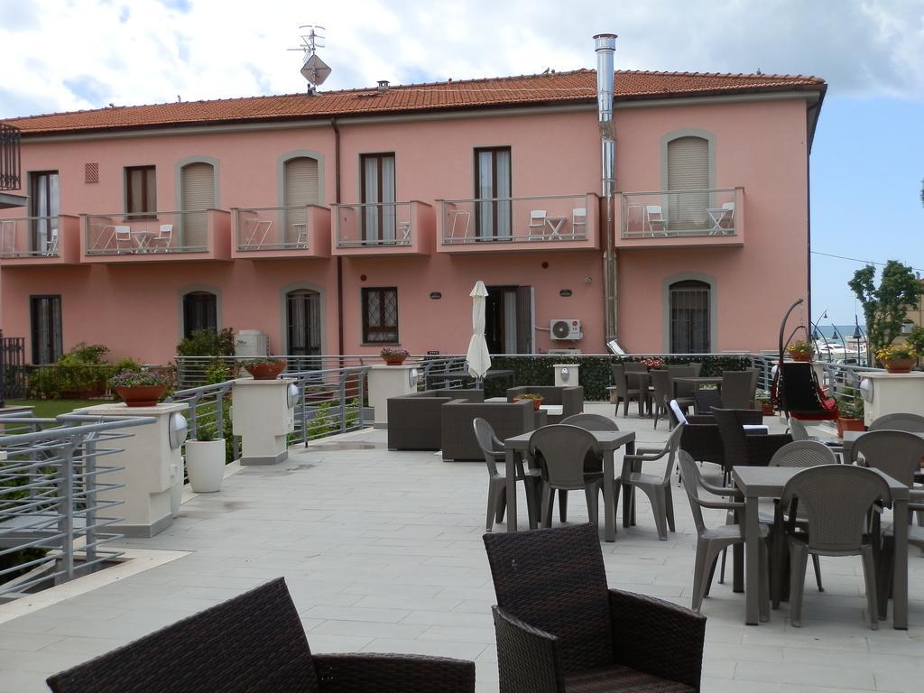 Hotel Lucerna Castiglione della Pescaia Eksteriør bilde